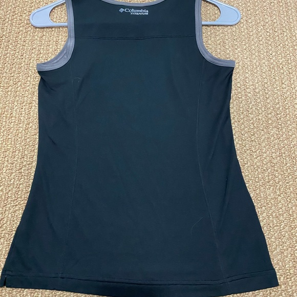 Cute Columbia Athletic Tank top Size XS - Picture 3 of 7